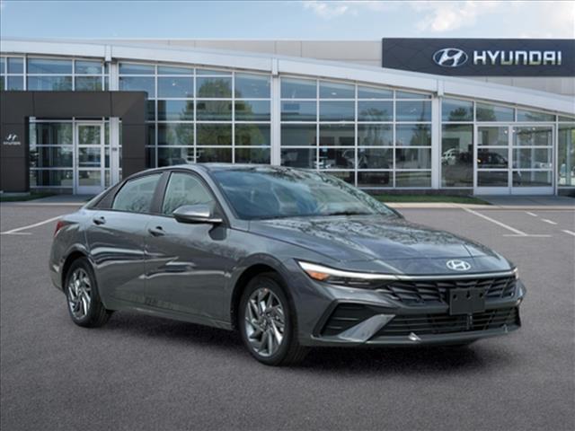 2025 Hyundai Elantra Hybrid Blue 11