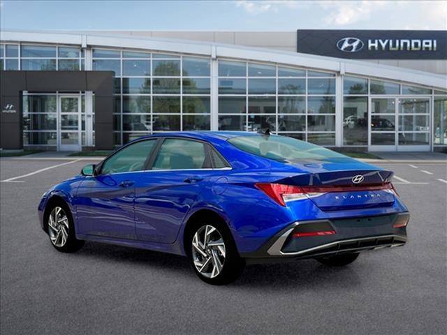 2024 Hyundai Elantra SEL 5