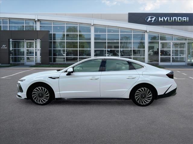 2024 Hyundai Sonata Hybrid SEL 3