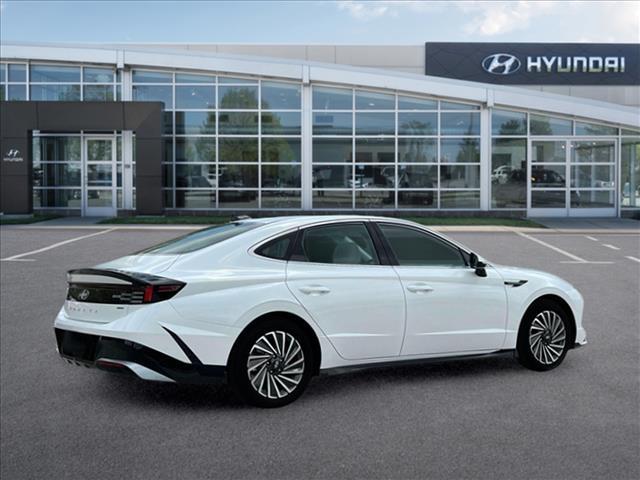 2024 Hyundai Sonata Hybrid SEL 8