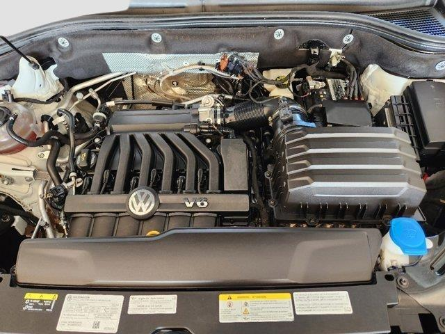 2022 Volkswagen Atlas 3.6L V6 SE w/Technology 35