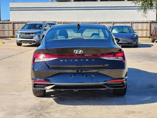 2023 Hyundai Elantra SEL 6