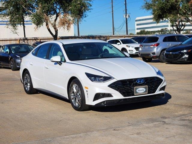 2023 Hyundai Sonata SEL 3