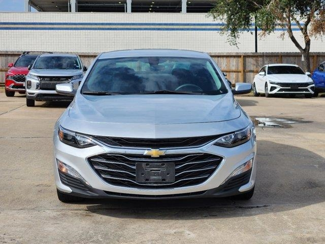 2022 Chevrolet Malibu LT 2