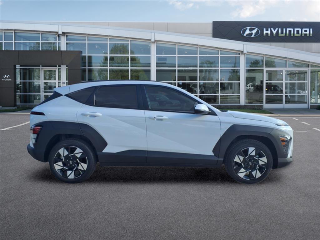 2025 Hyundai Kona SEL 4