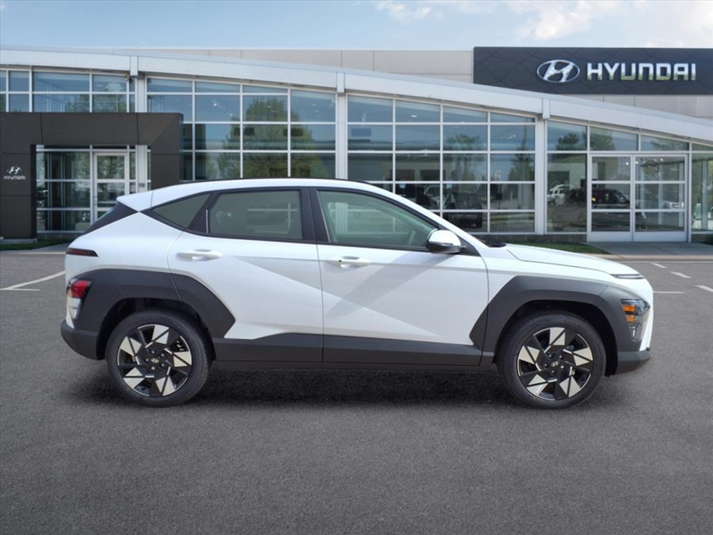 2025 Hyundai Kona SEL 4