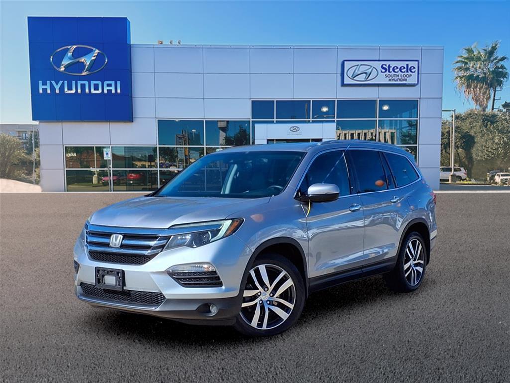 2017 Honda Pilot Touring 1