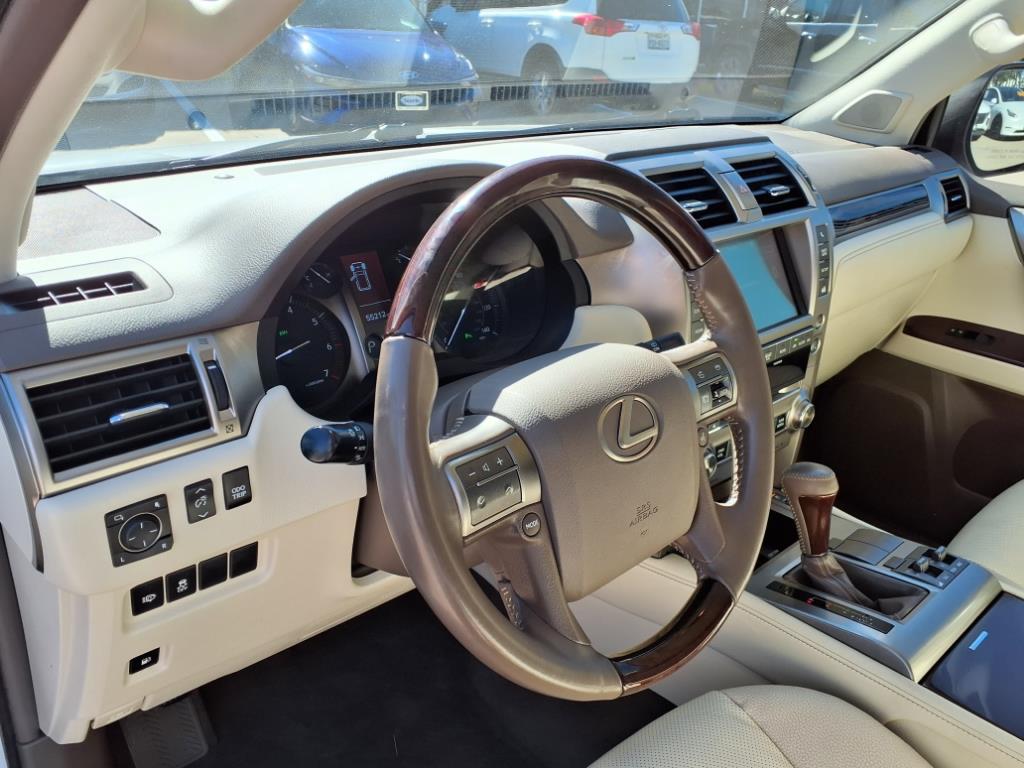 2019 Lexus GX GX 460 Premium 16