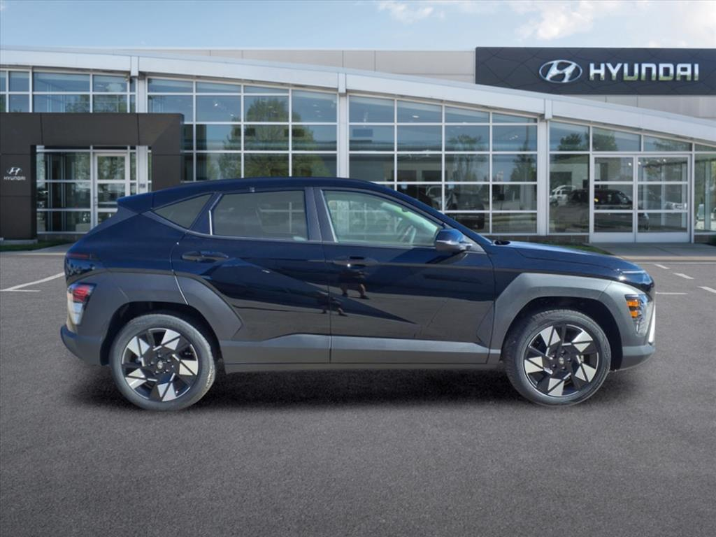 2025 Hyundai Kona SEL 4