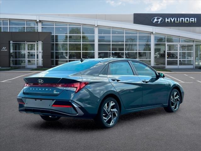 2024 Hyundai Elantra Limited 7