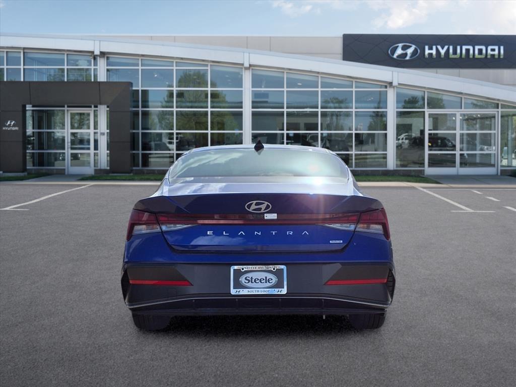 2025 Hyundai Elantra Hybrid Limited 5