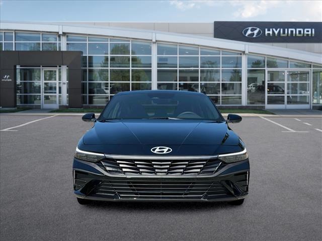 2025 Hyundai Elantra SEL Sport 12