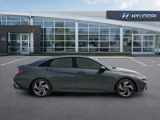 2025 Hyundai Elantra SEL Convenience 5