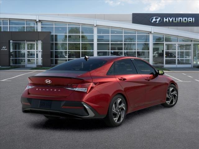 2025 Hyundai Elantra SEL Sport 4