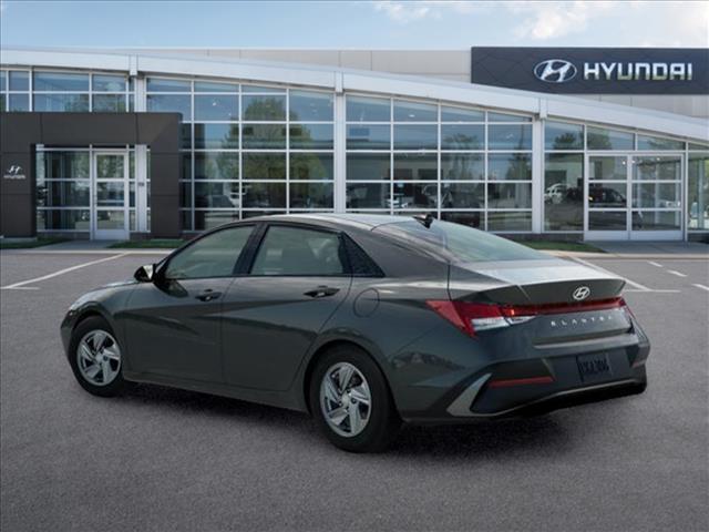 2025 Hyundai Elantra SE 5