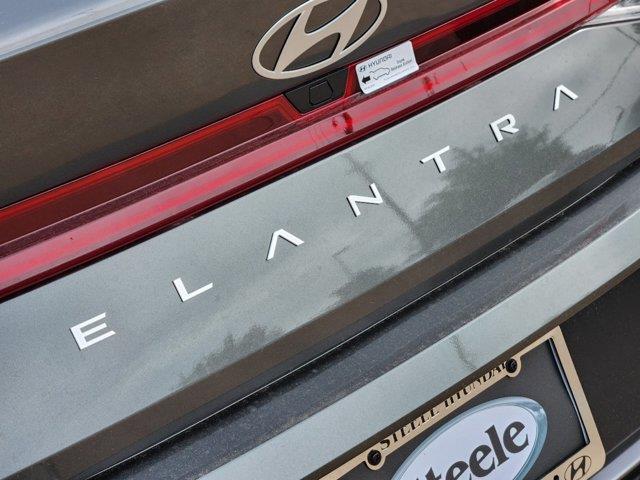 2024 Hyundai Elantra SEL 8