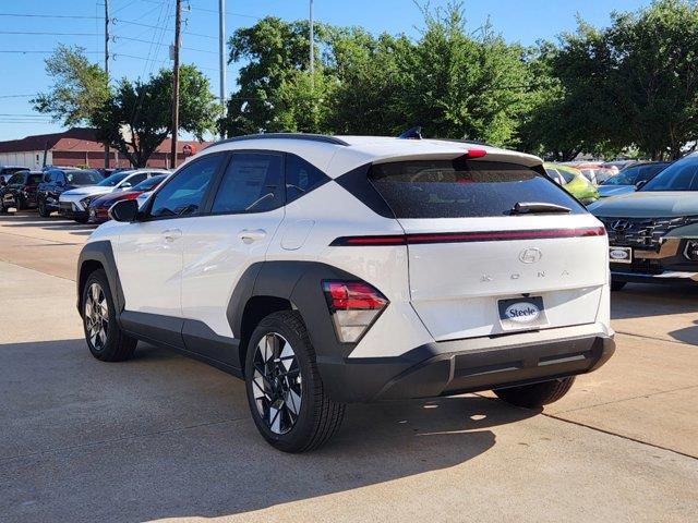 2024 Hyundai Kona SEL 4