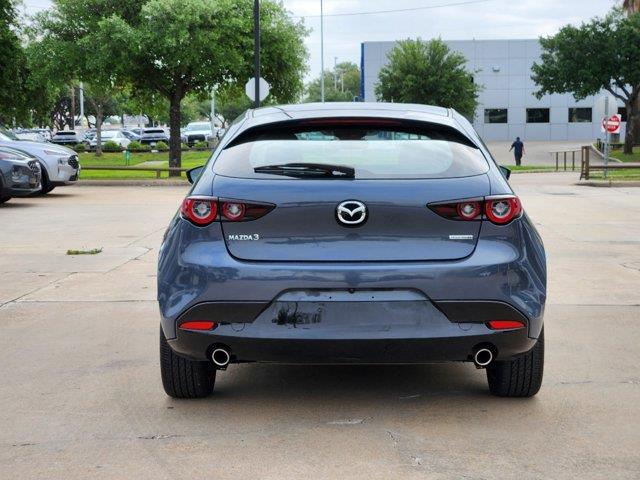 2022 Mazda Mazda3 Hatchback Carbon Edition 6