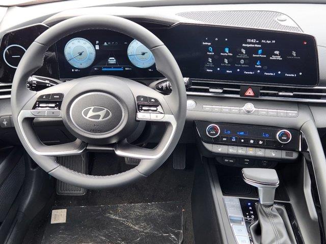 2024 Hyundai Elantra SEL 21