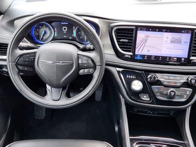 2022 Chrysler Pacifica Limited 28