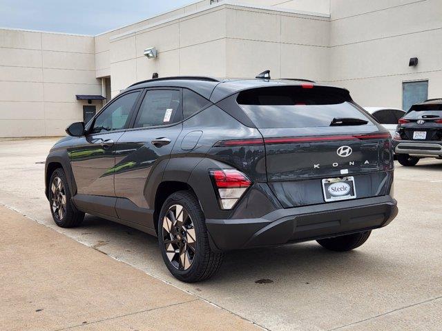 2024 Hyundai Kona SEL 4