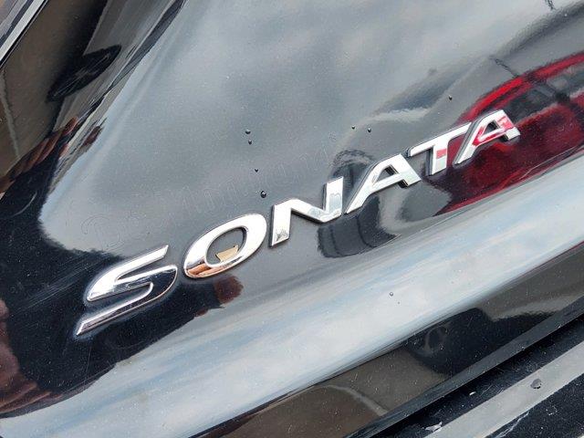 2017 Hyundai Sonata Hybrid Limited 12