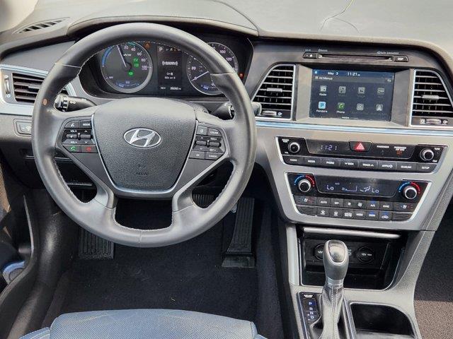 2017 Hyundai Sonata Hybrid Limited 29