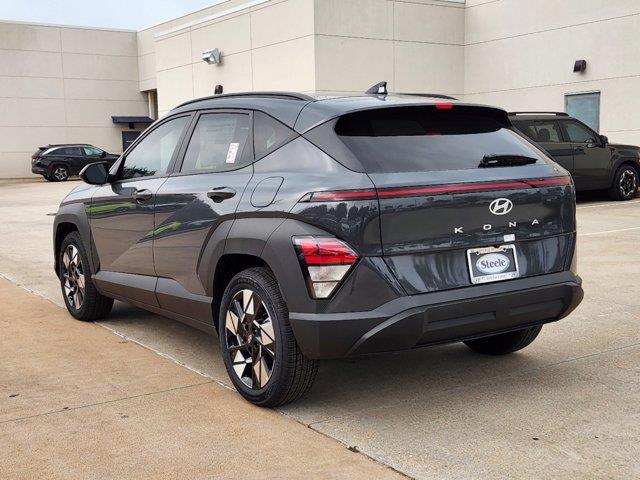 2024 Hyundai Kona SEL 4