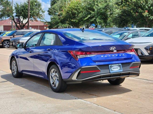 2024 Hyundai Elantra SEL 4