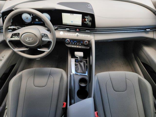 2024 Hyundai Elantra SEL 20