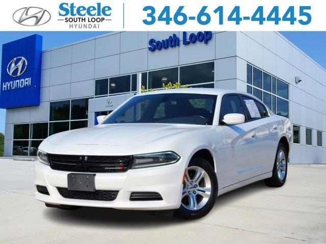 2019 Dodge Charger SXT 1