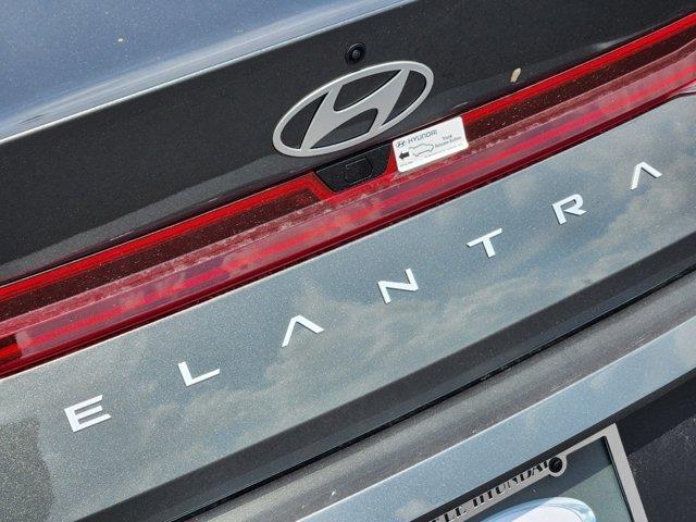 2024 Hyundai Elantra SEL 8