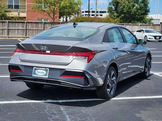 2024 Hyundai Elantra SEL 4