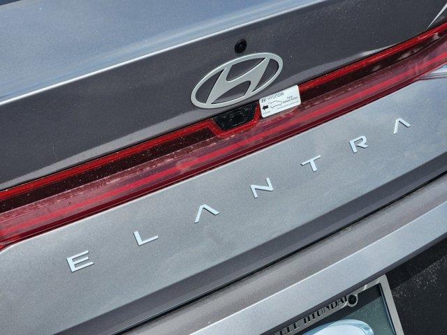 2024 Hyundai Elantra SEL 8