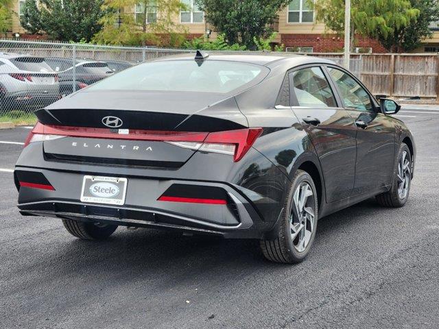 2024 Hyundai Elantra SEL 4