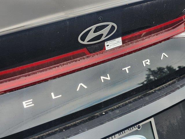 2024 Hyundai Elantra SEL 8