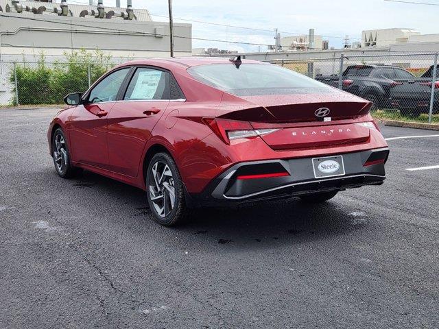 2024 Hyundai Elantra SEL 4