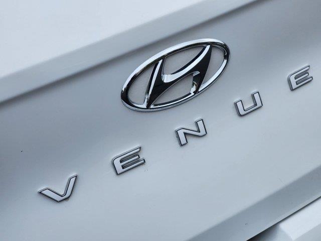 2024 Hyundai Venue SEL 8