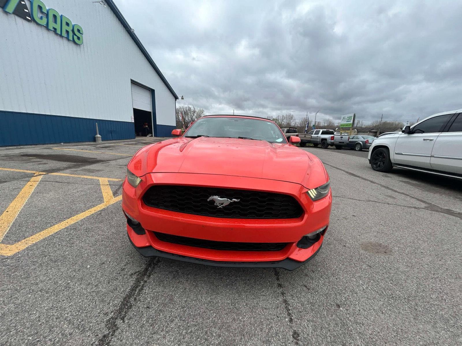 2015 Ford Mustang EcoBoost Premium photo 2