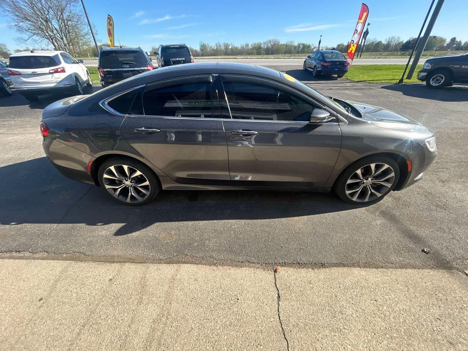 2016 Chrysler 200