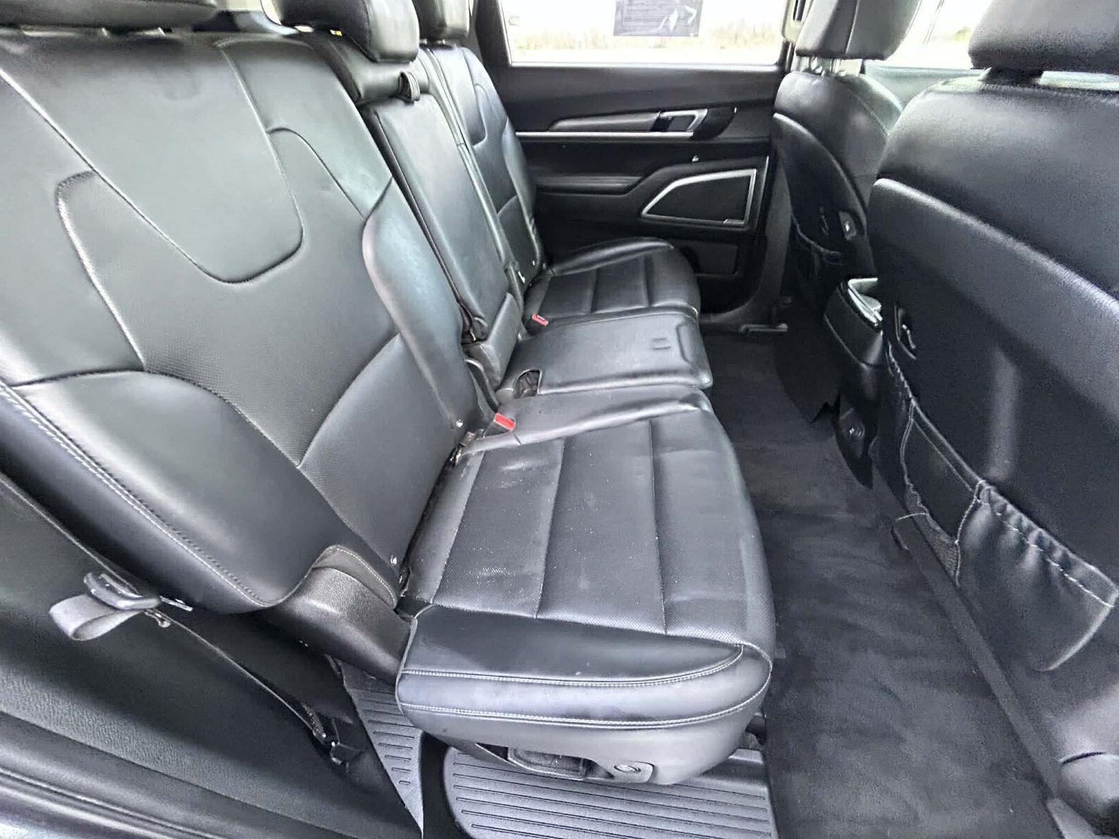 2022 Kia Telluride LX - Photo 9