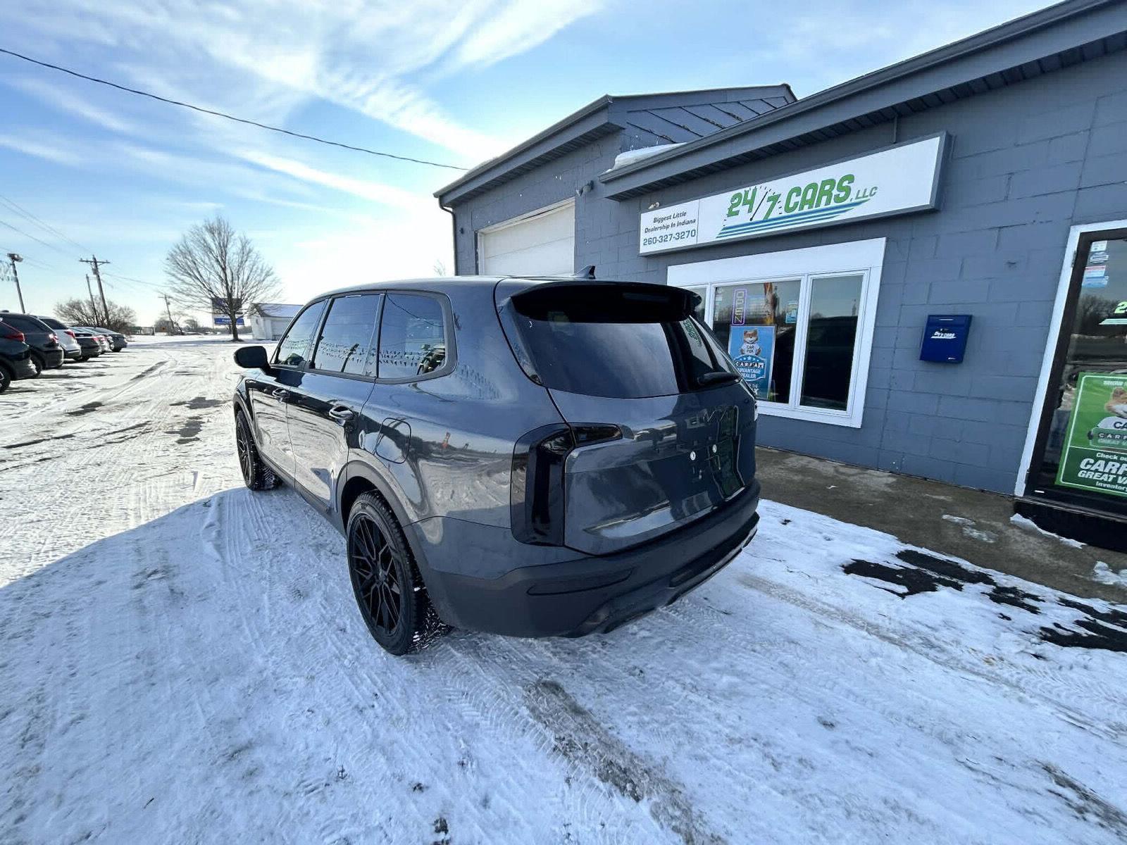 2022 Kia Telluride LX - Photo 13