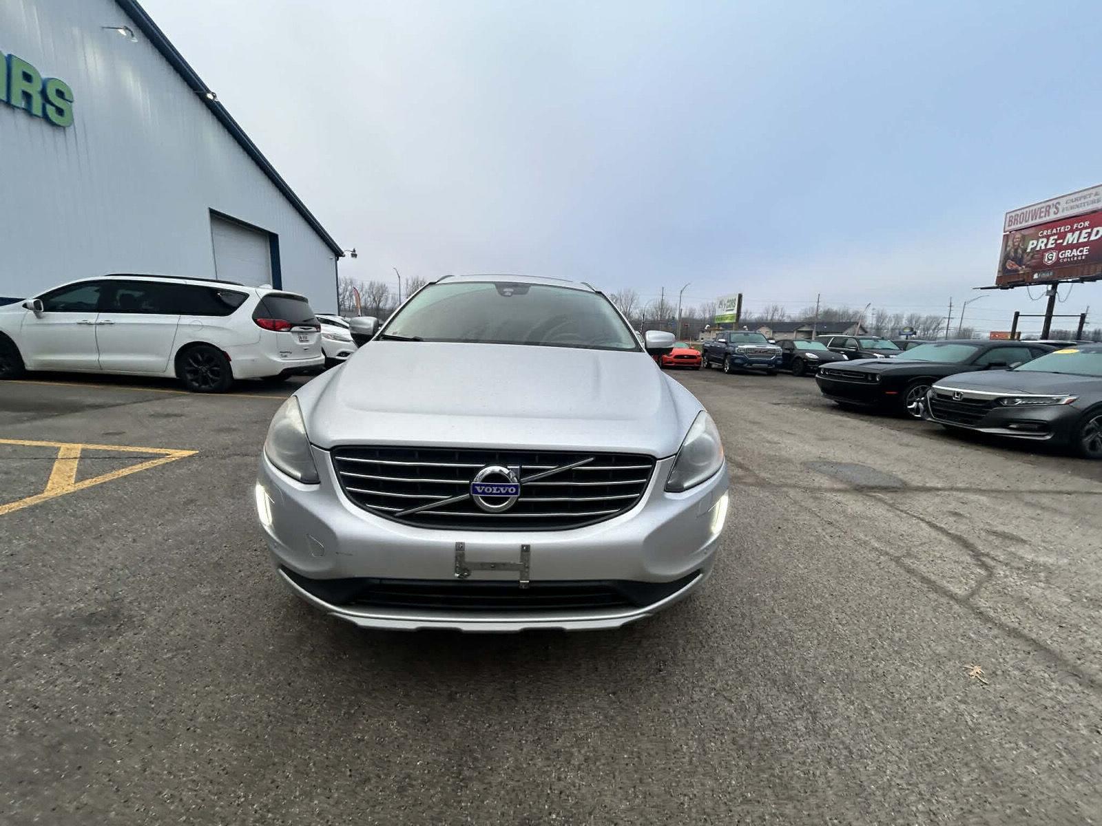 2017 Volvo XC60 T6 Inscription's photo