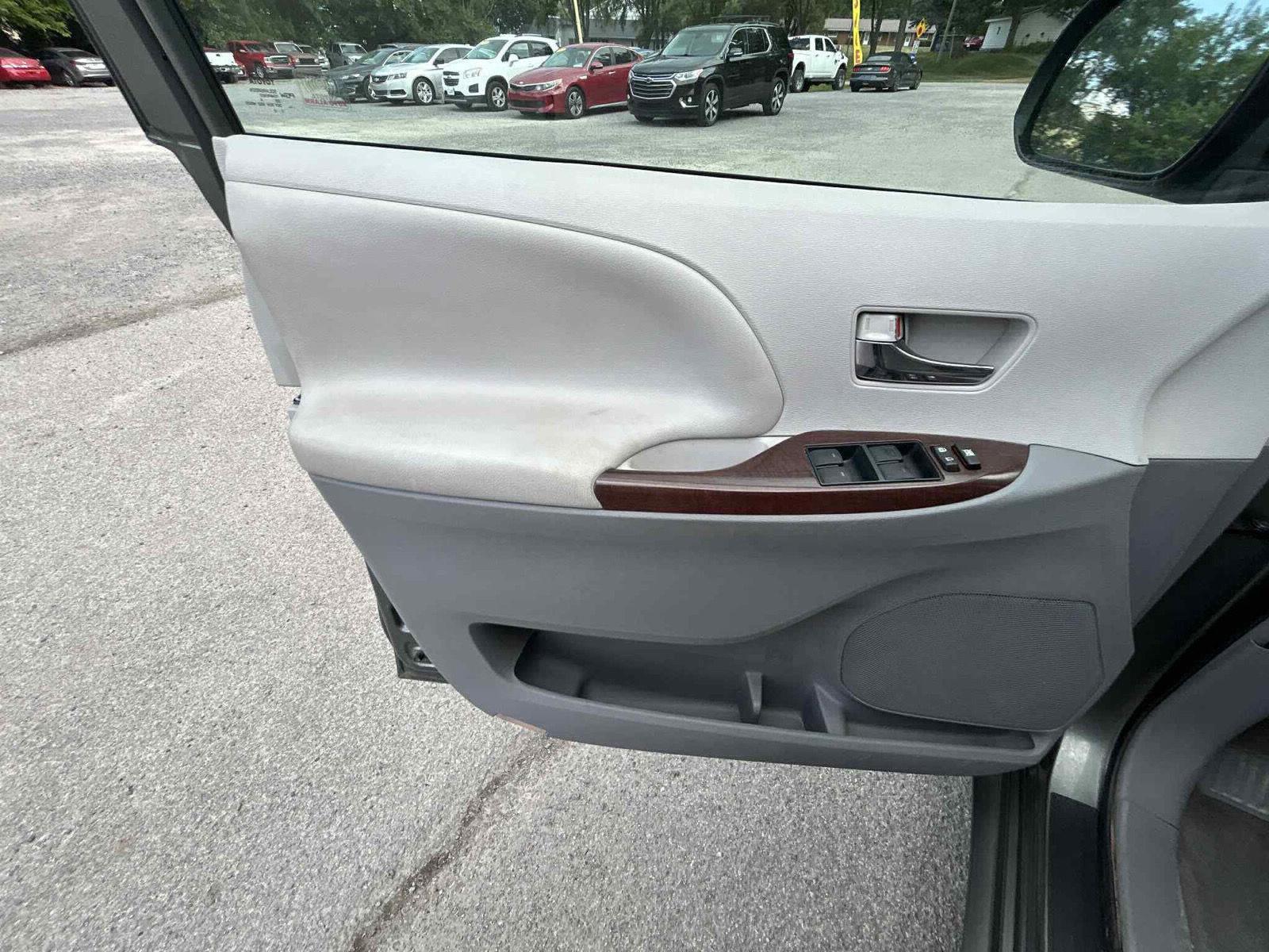Shop 24/7 Cars