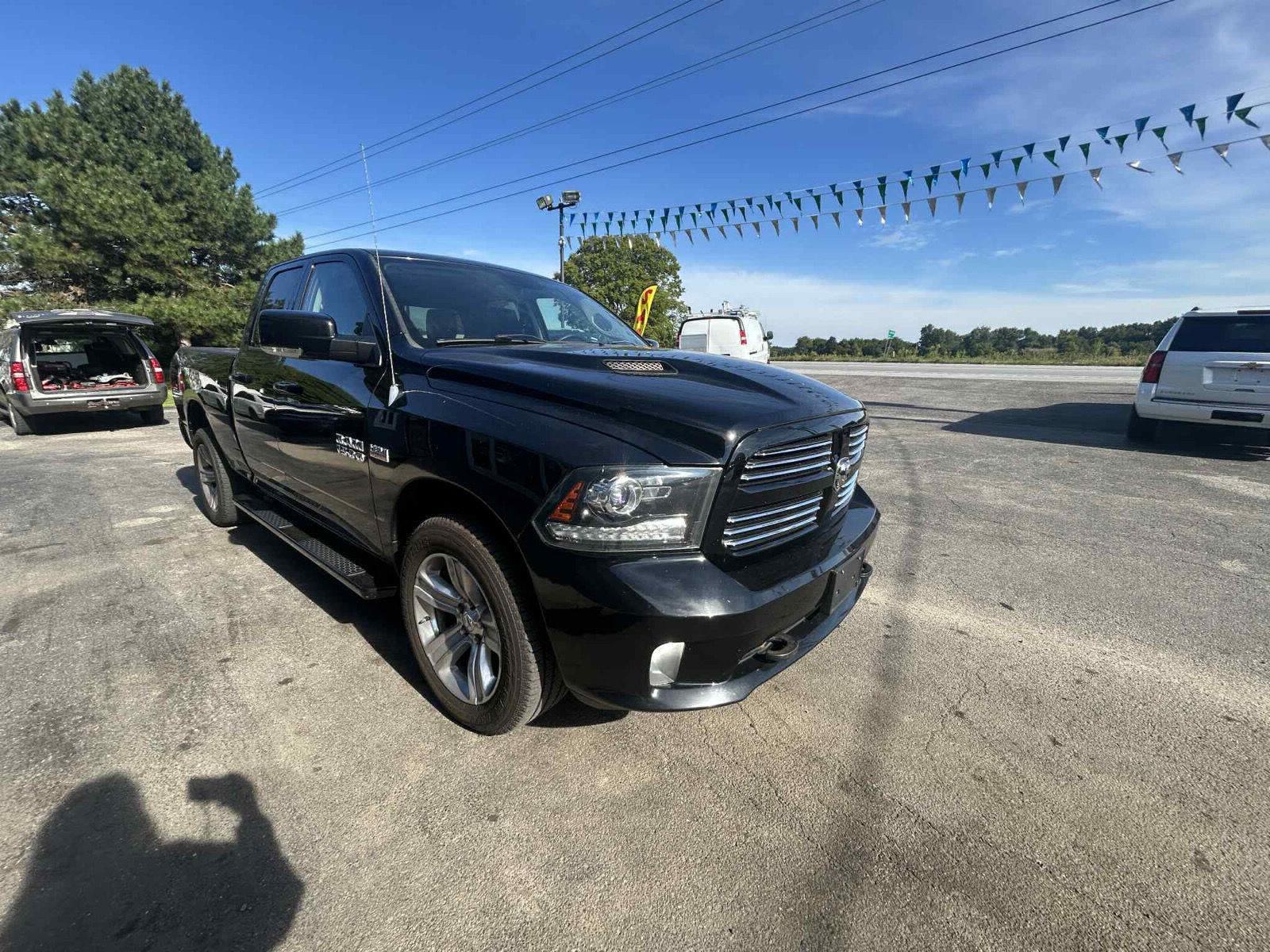 2013 Ram 1500 Sport photo 2
