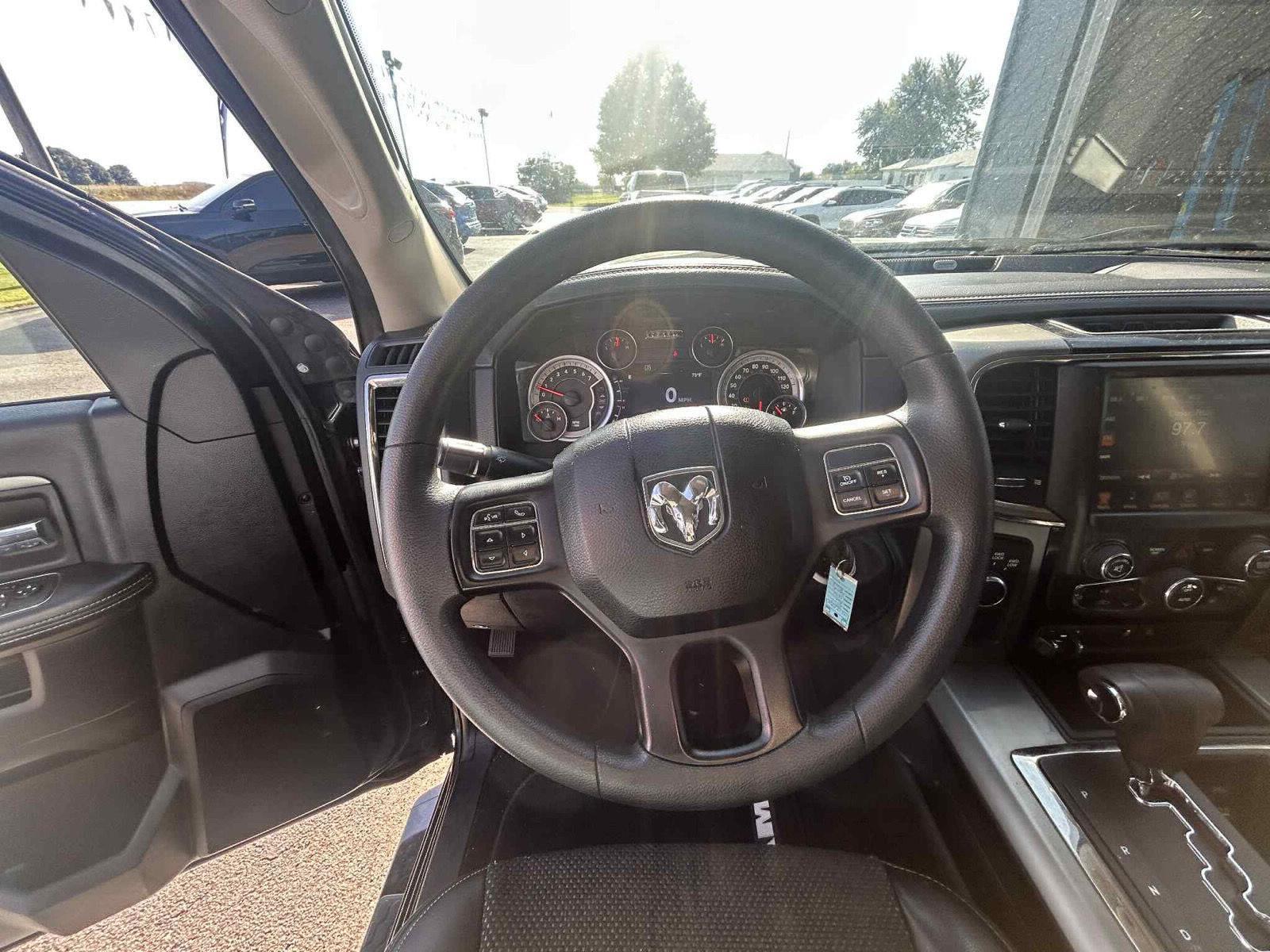2013 Ram 1500 Sport photo 7