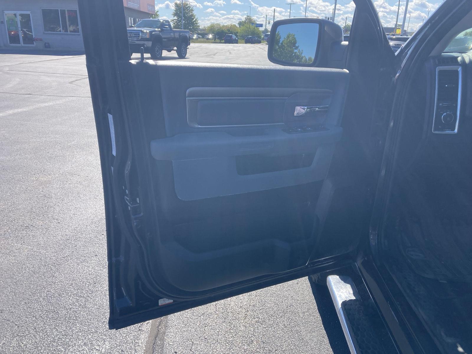2017 Ram 1500 Big Horn photo 9