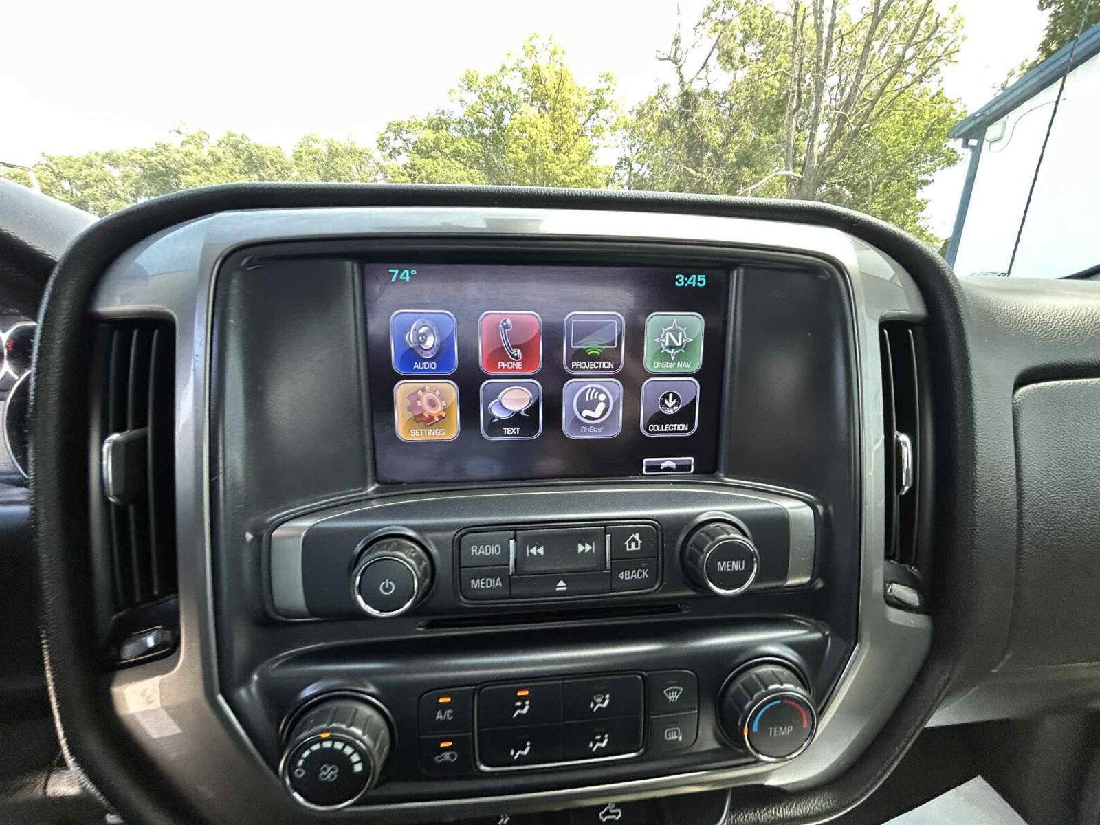 2017 Chevrolet Silverado 1500 LT photo 7