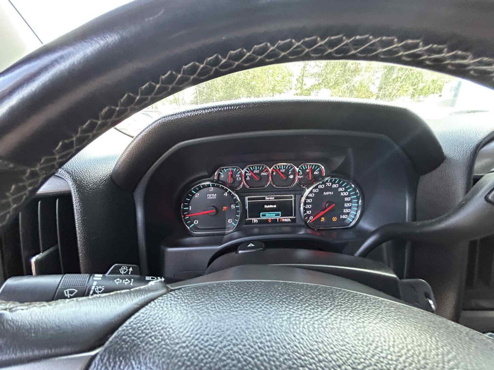 2018 Chevrolet Silverado 1500 LT photo 8