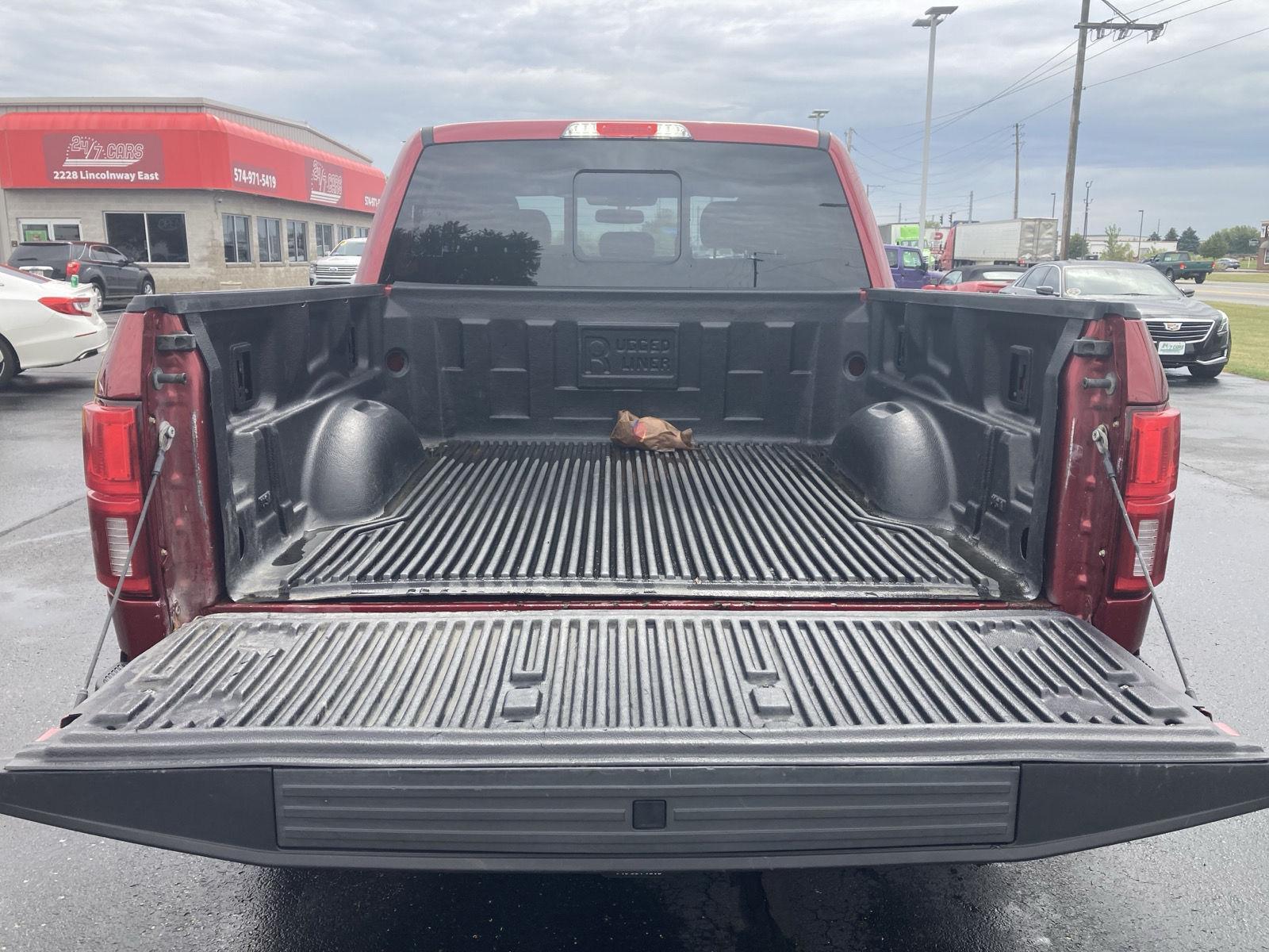 2019 Ford F-150 Lariat photo 17